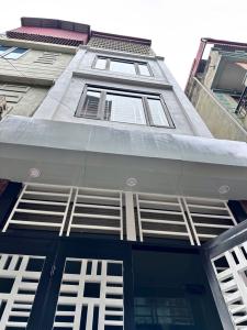 THỤY PHƯƠNG -NHÀ MỚI SẴN VỀ Ở LUÔN - Ô TÔ ĐỖ CỬA- VIEW  SÔNG HỒNG.